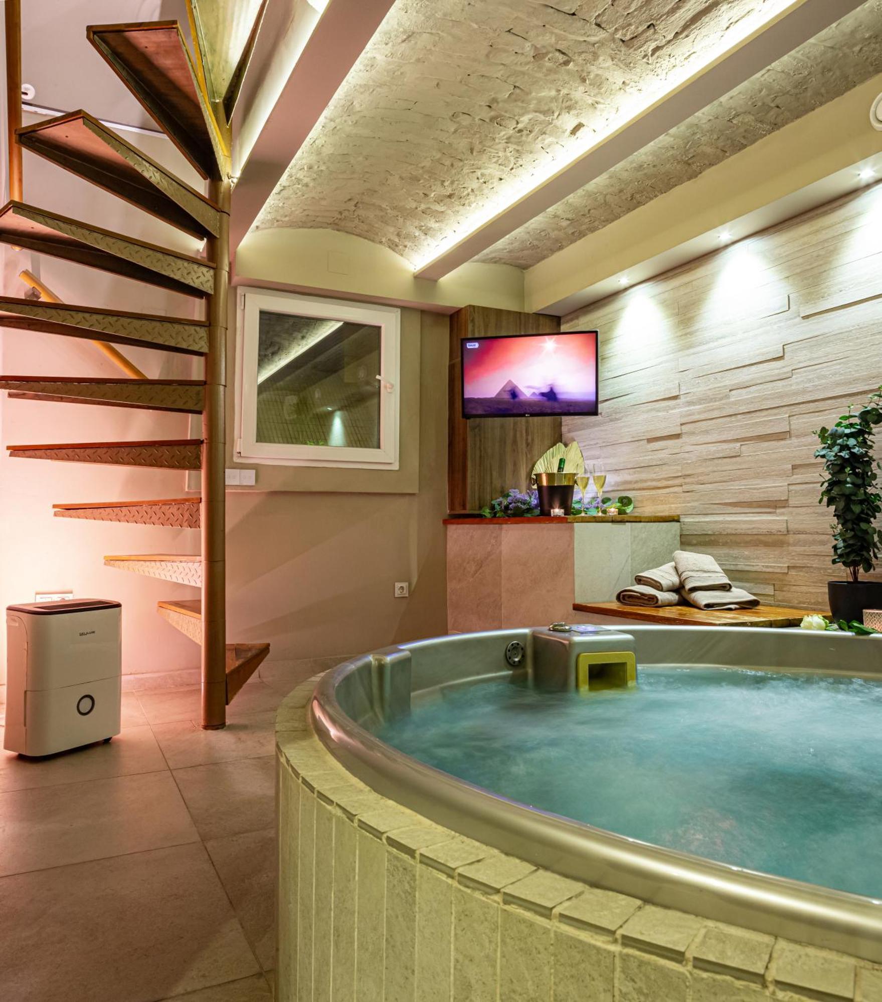 Venus Apartment With Jacuzzi And Sauna - City Center ベオグラード エクステリア 写真