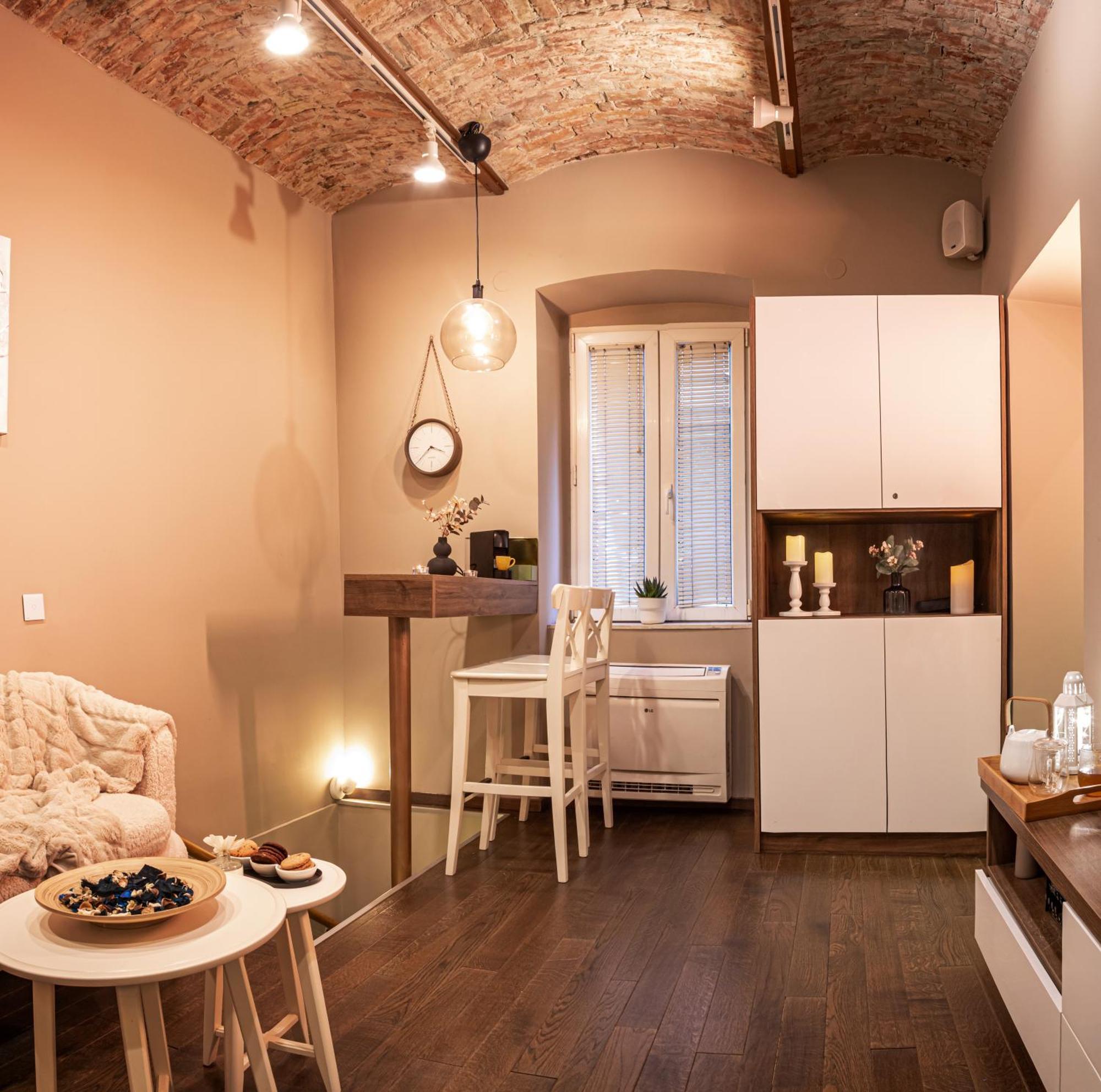 Venus Apartment With Jacuzzi And Sauna - City Center ベオグラード エクステリア 写真